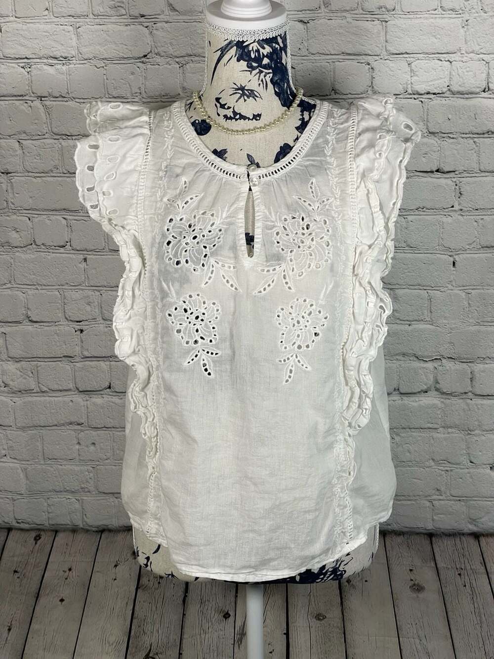 Calypso St.Barth White 100% Cotton Eyelet/ Embroidered Flutter Sleeve Top Size M - Picture 2 of 5